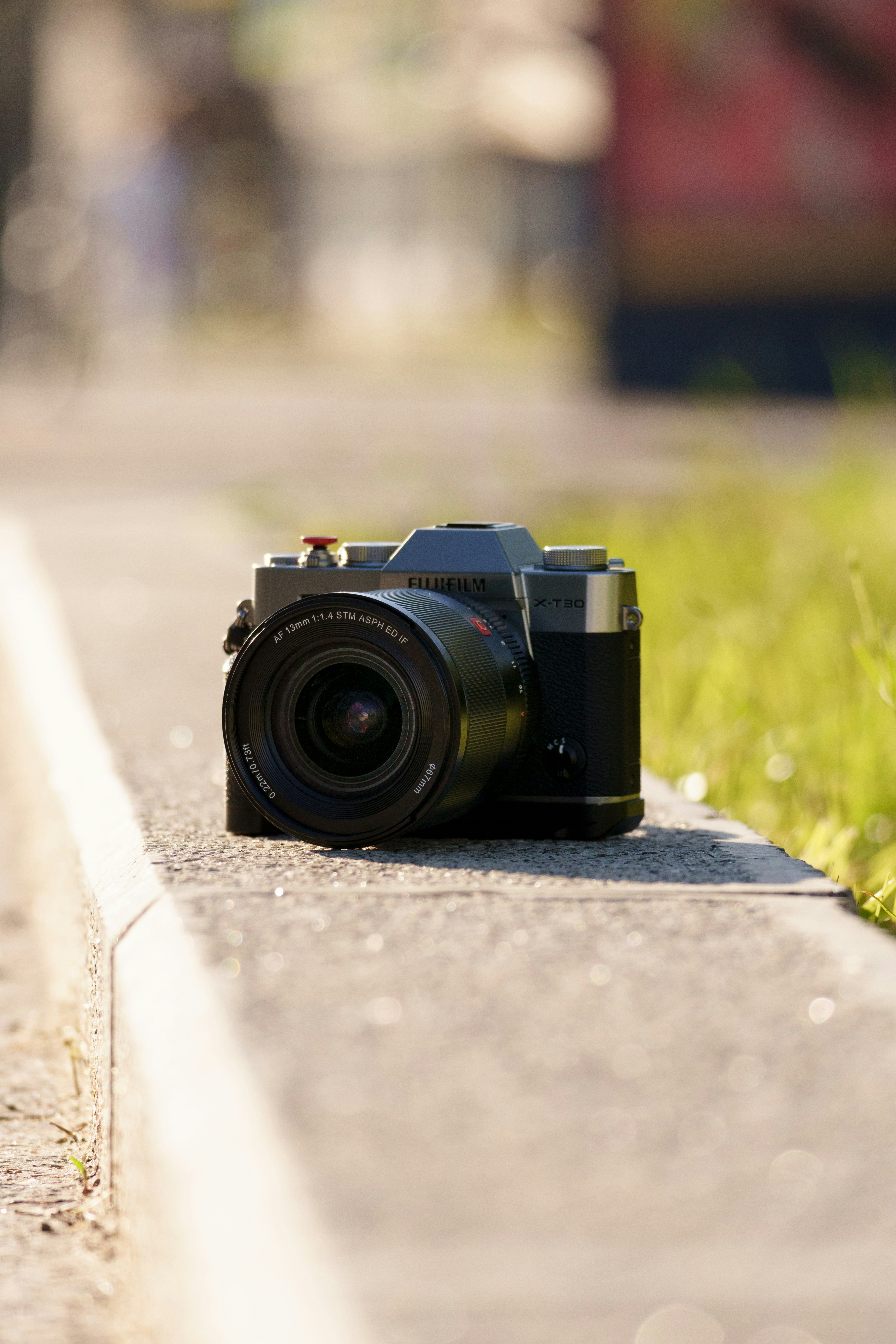 Fujifilm 미러리스 카메라, 개방 조리개로 배경이 자연스럽게 흐려진 보케 효과